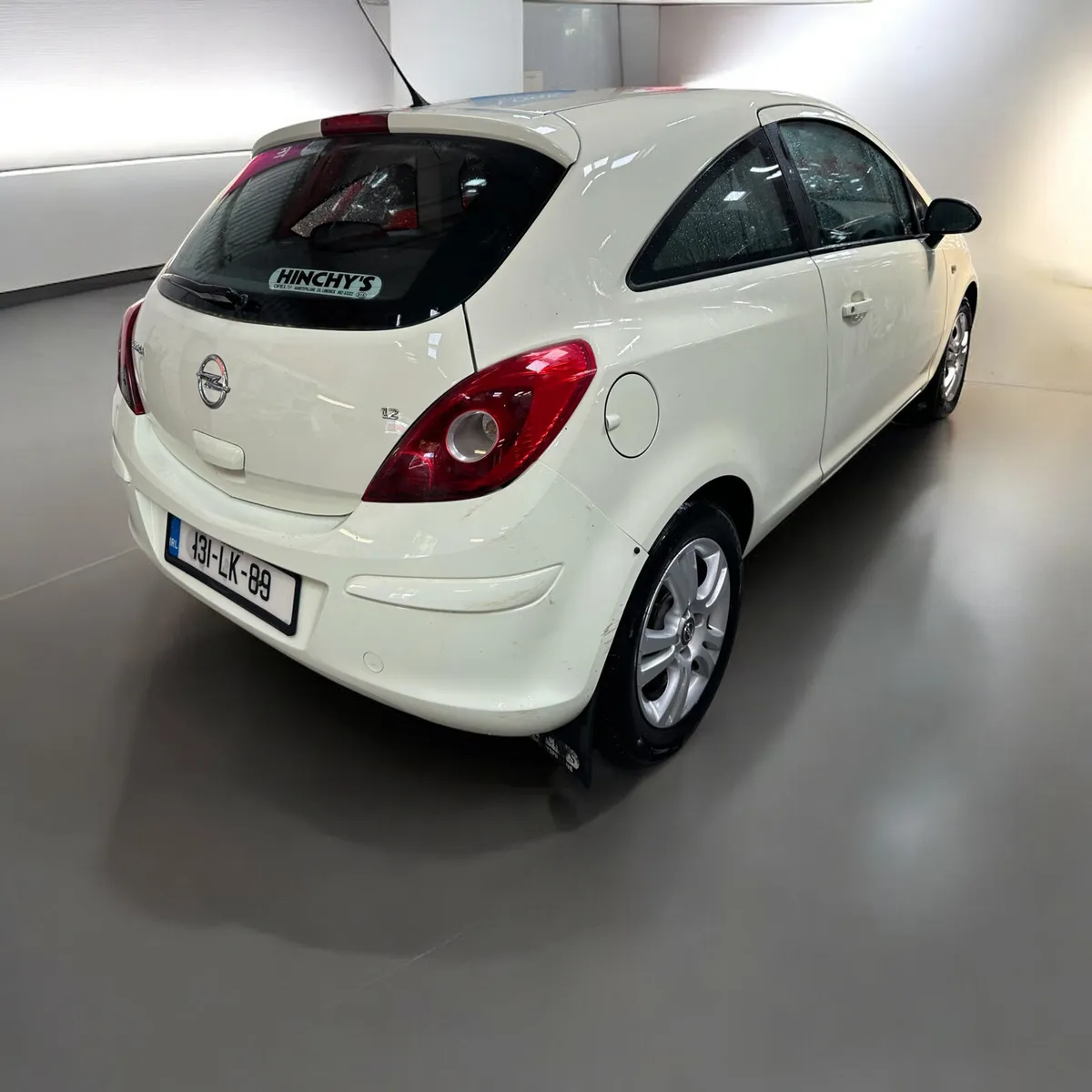 Opel Corsa 1.2 16v (85PS) Petrol - Image 2