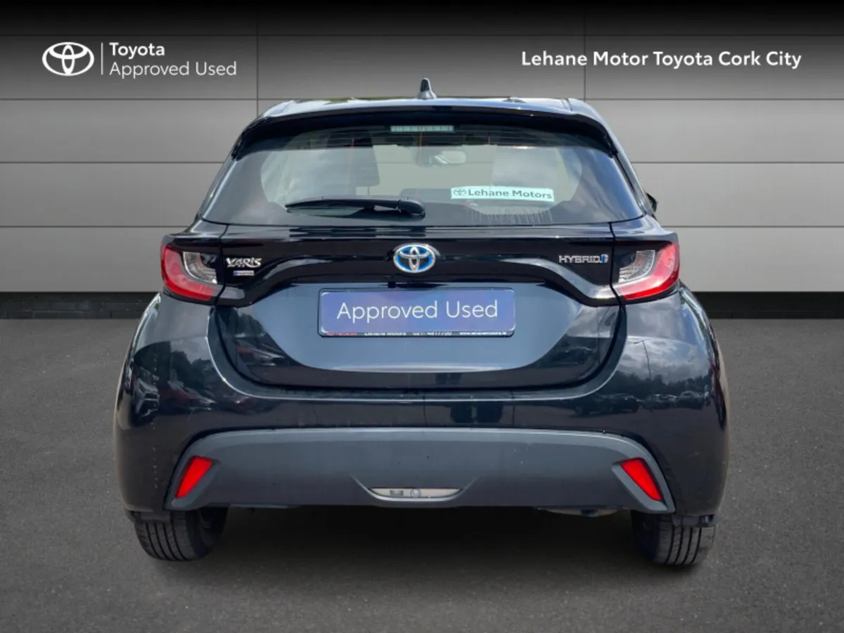Toyota Yaris HYBRID LUNA 4DR AUTO - Image 4