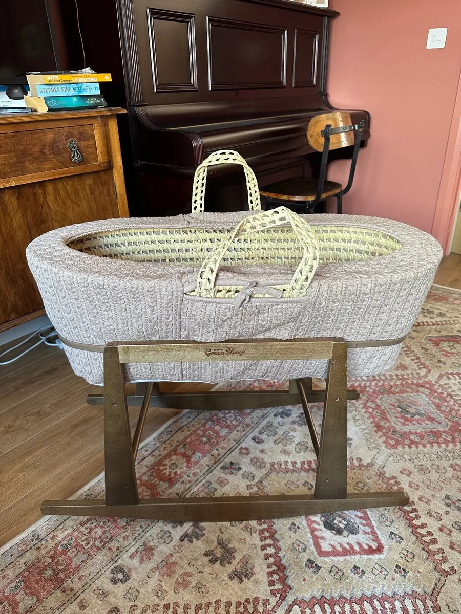 Little Green Sheep Moses Basket - Image 1