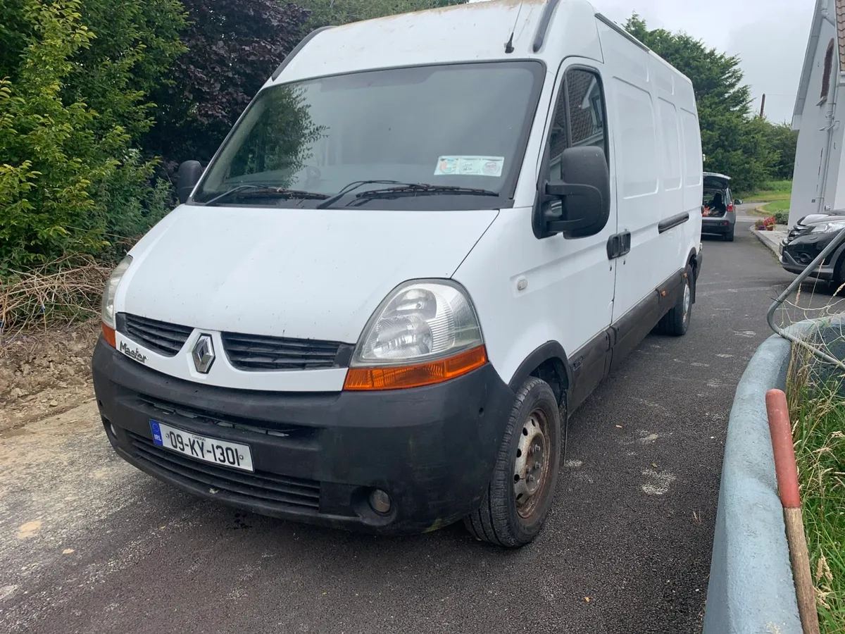 09 Renault Master camper - Image 4