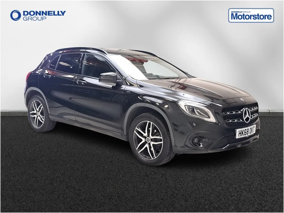 Mercedes-Benz GLA Class Gla Hatchback Urban Editio - Image 1
