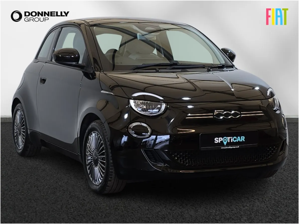 Fiat 500 Electric Hatchback Icon - Image 1