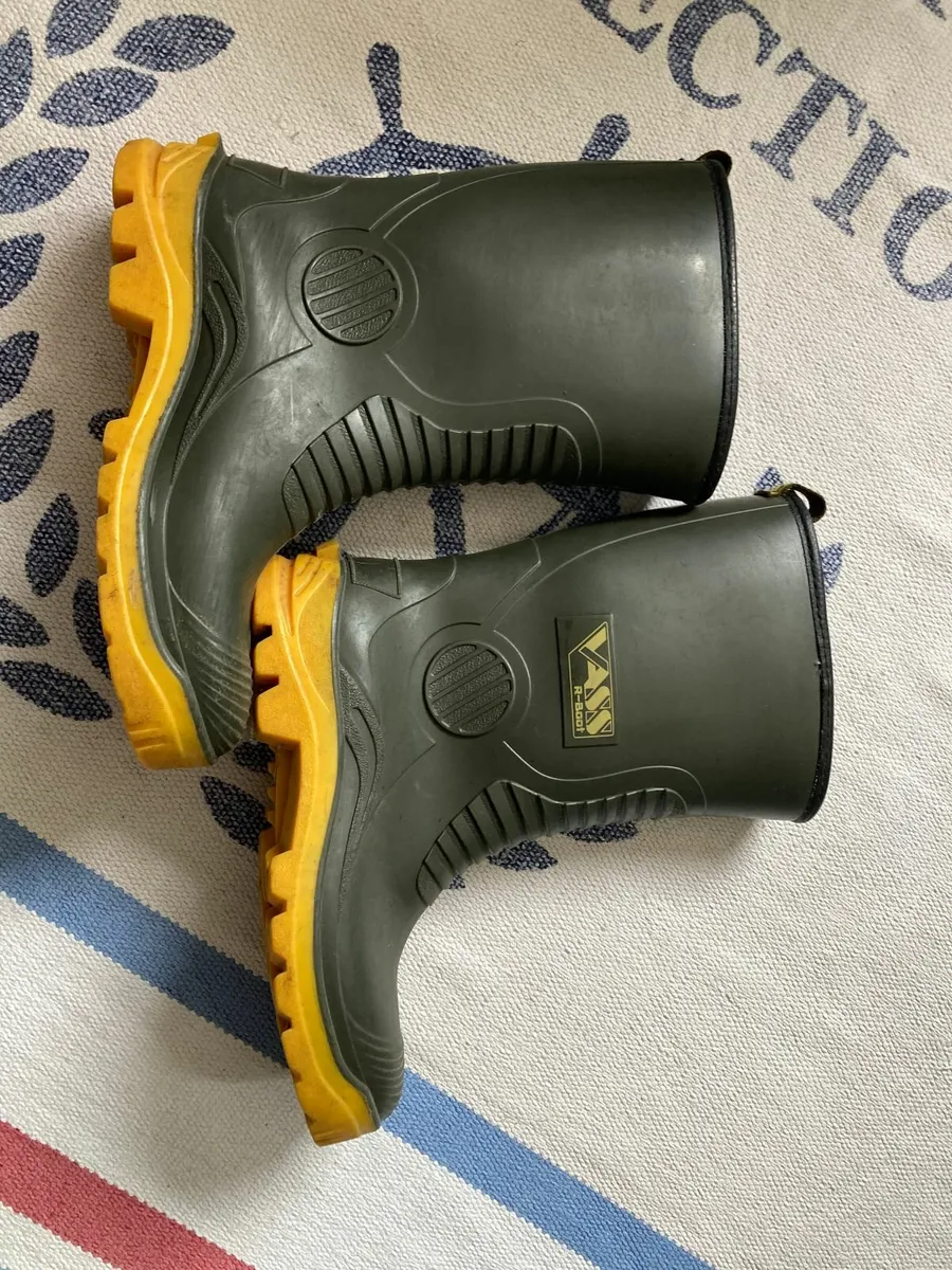 Vass R-Boot winter - Image 1