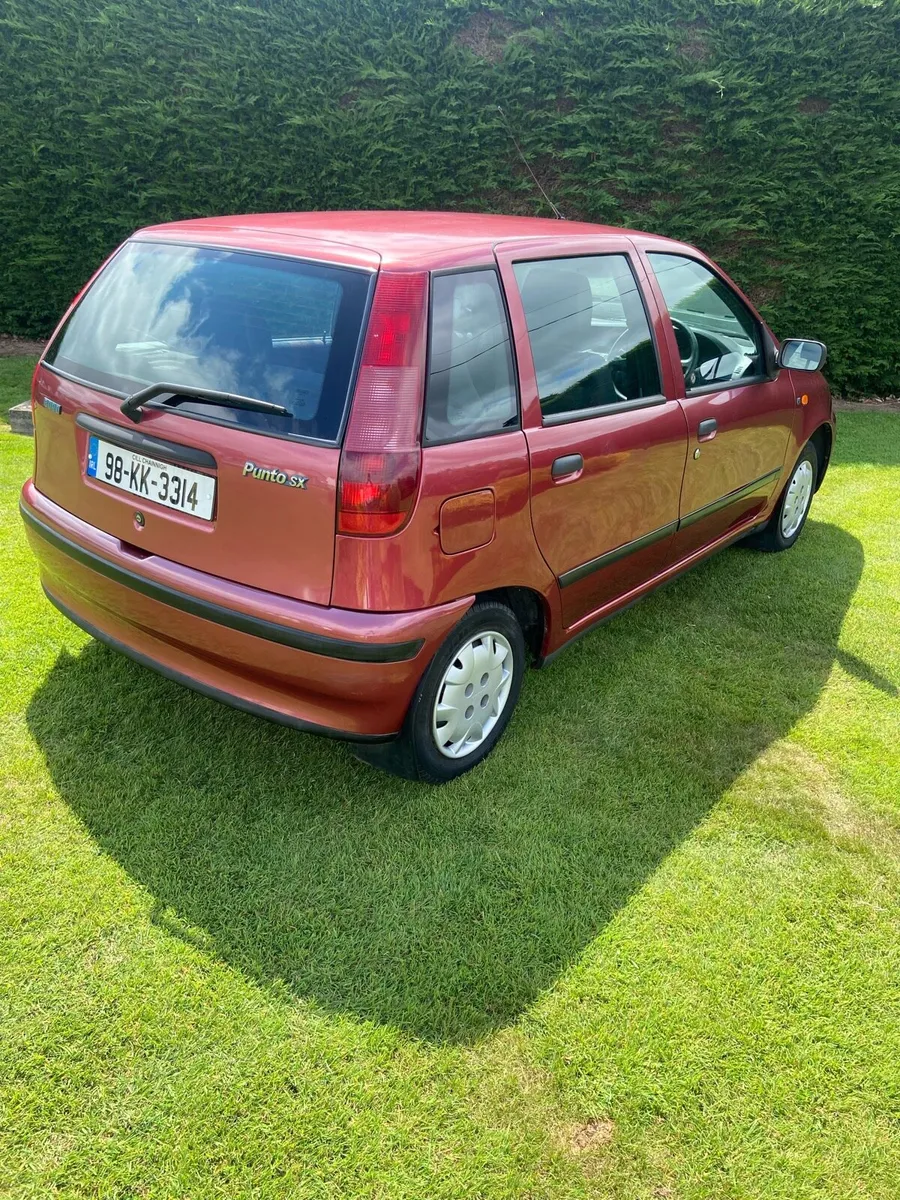 Lovely Mk1 Fiat Punto SX - Image 4