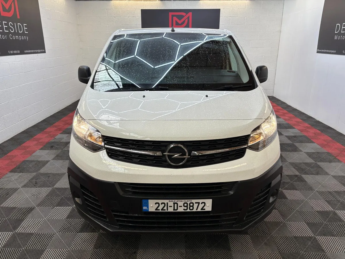 Opel Vivaro 1.5 HDI Van 2022 - Image 4