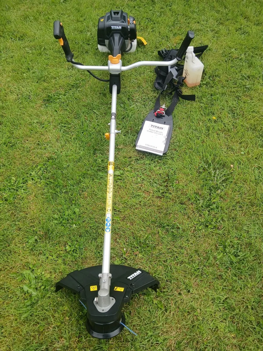 Titan Petrol Brush Cutter - Image 1