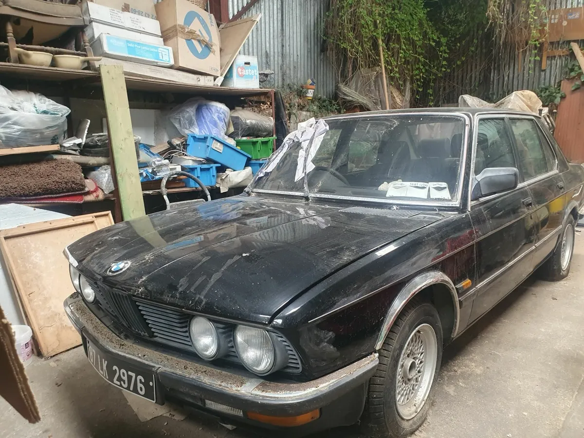 BMW e28 518i 1987 - Image 1