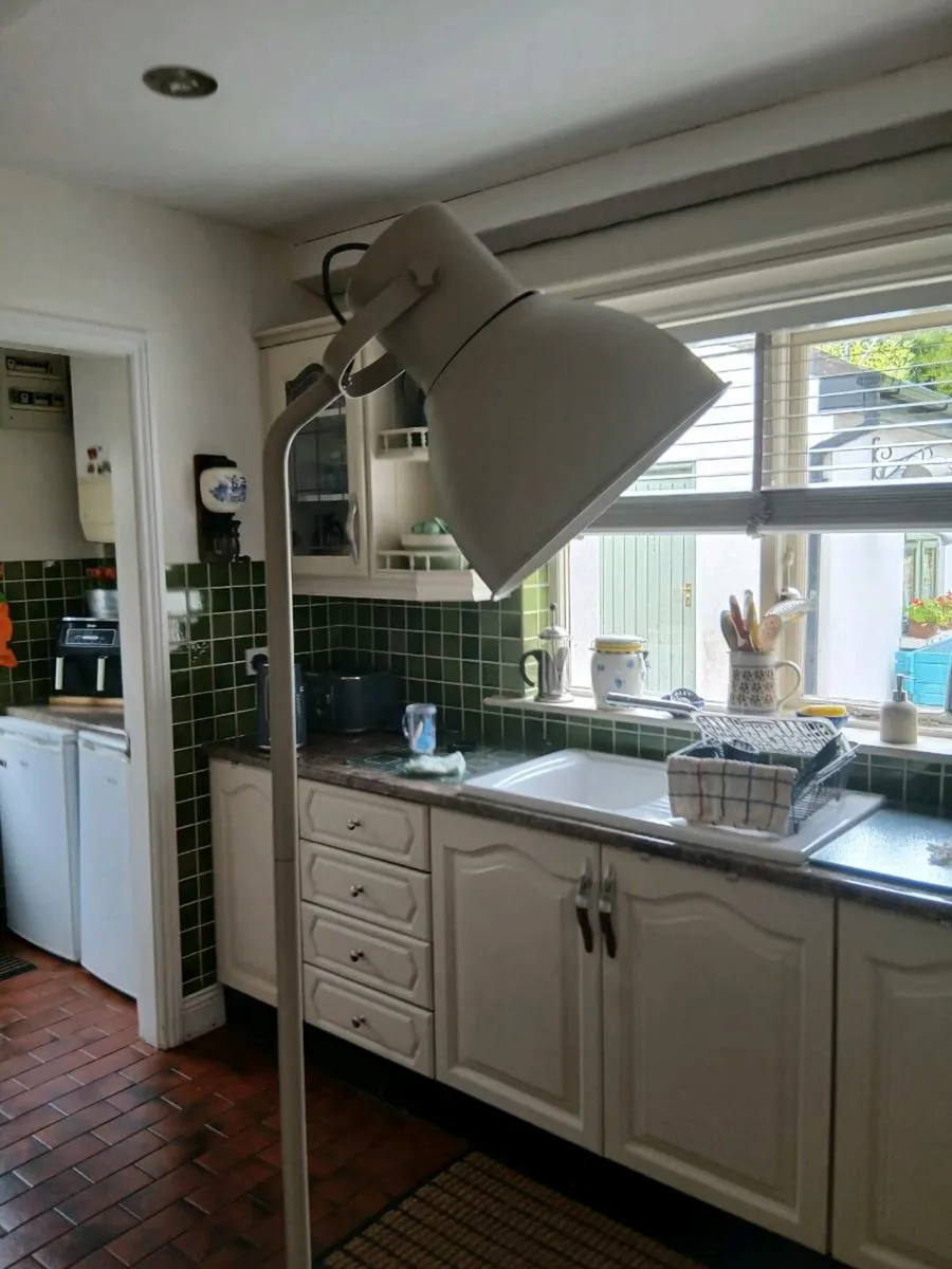 Floor lamp - Image 2