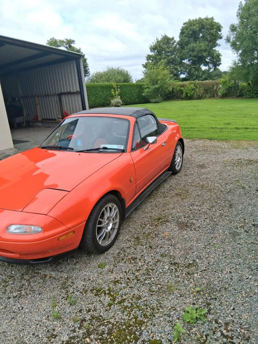 Car - Image 1