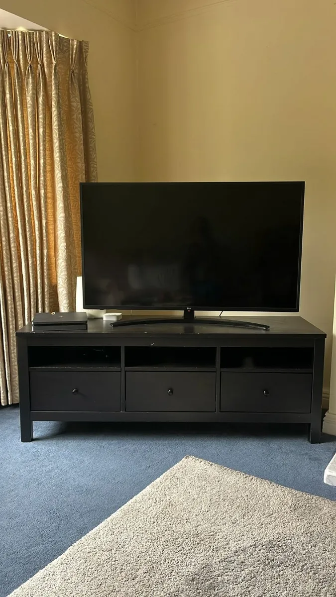 TV table - Image 1