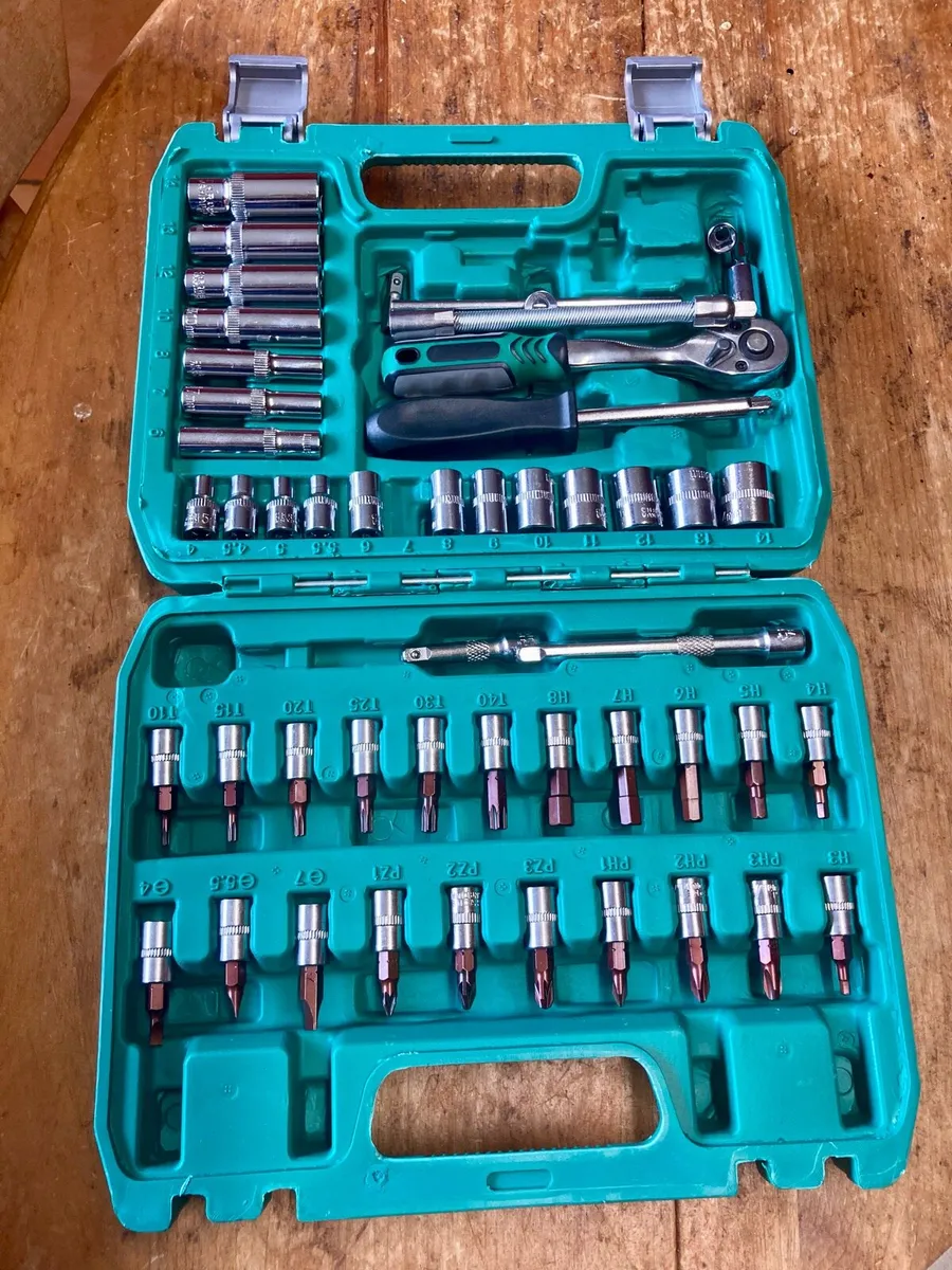 53 Piece Socket and Bit Tool Set - Image 3