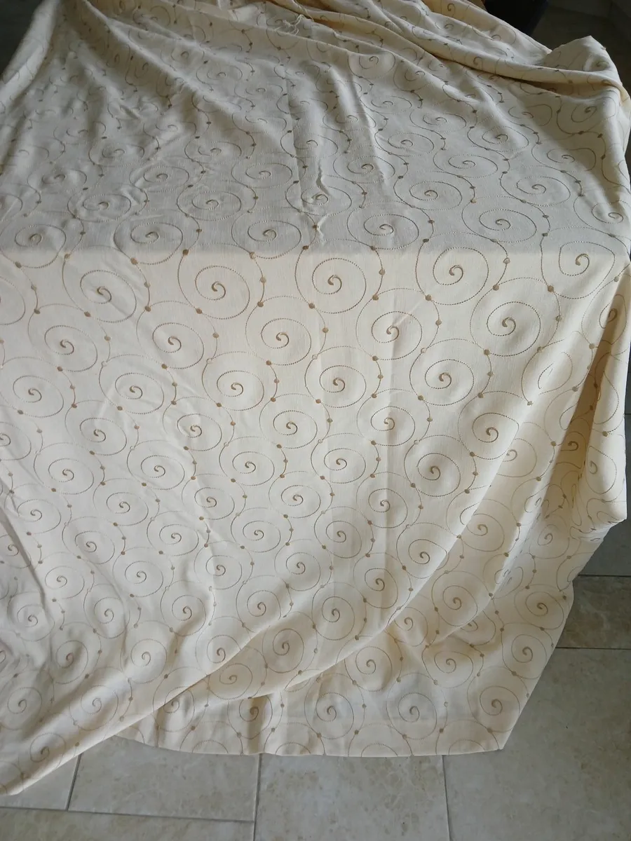 Curtains - Image 1