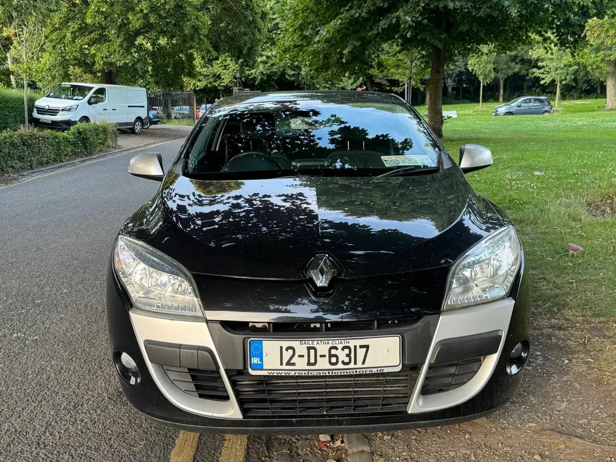 Renault Megane 2012 - Image 2