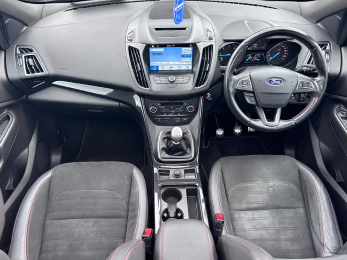 FORD KUGA ST-LINE 1.5 HIGH SPEC PANORAMIC SUNROOF - Image 2
