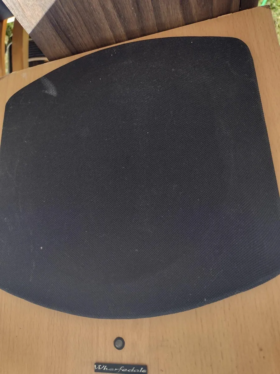 Old antique Wharfedale sub-woofer amplifier - Image 3
