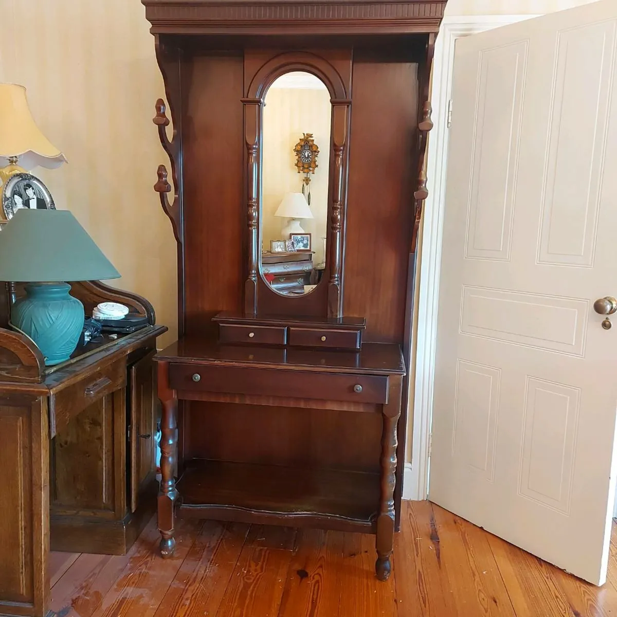 Hallstand with mirror and storage - Image 1