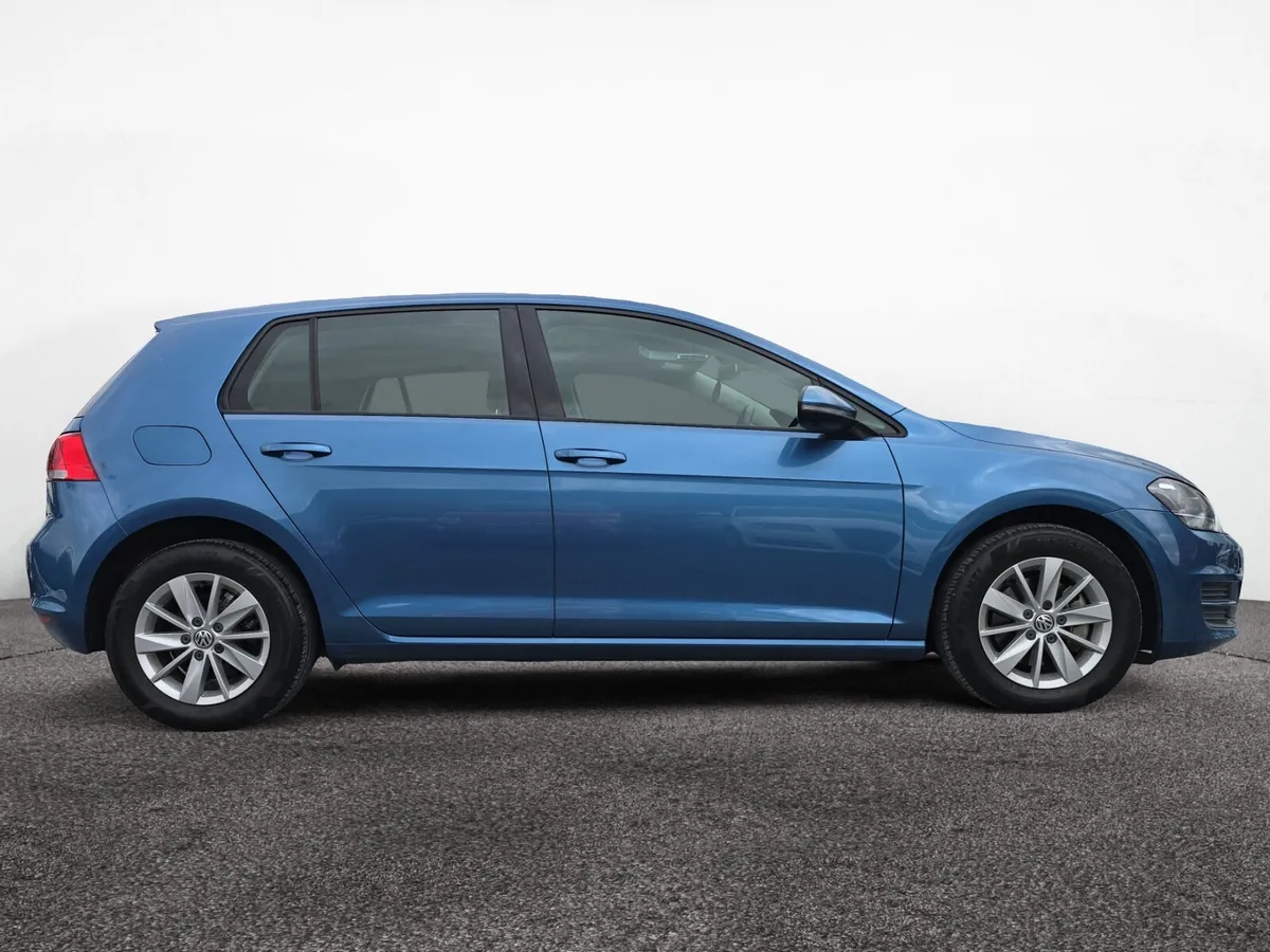 Volkswagen Golf 2016 Automatic - Image 4
