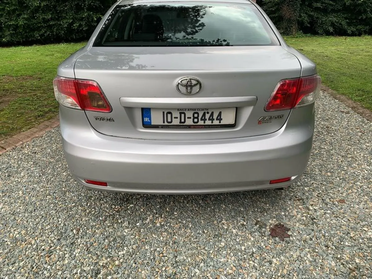 2010 Toyota Avensis - Image 3