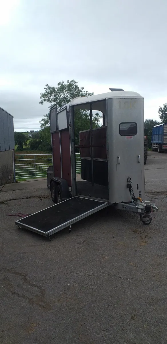 Trailers - Image 4