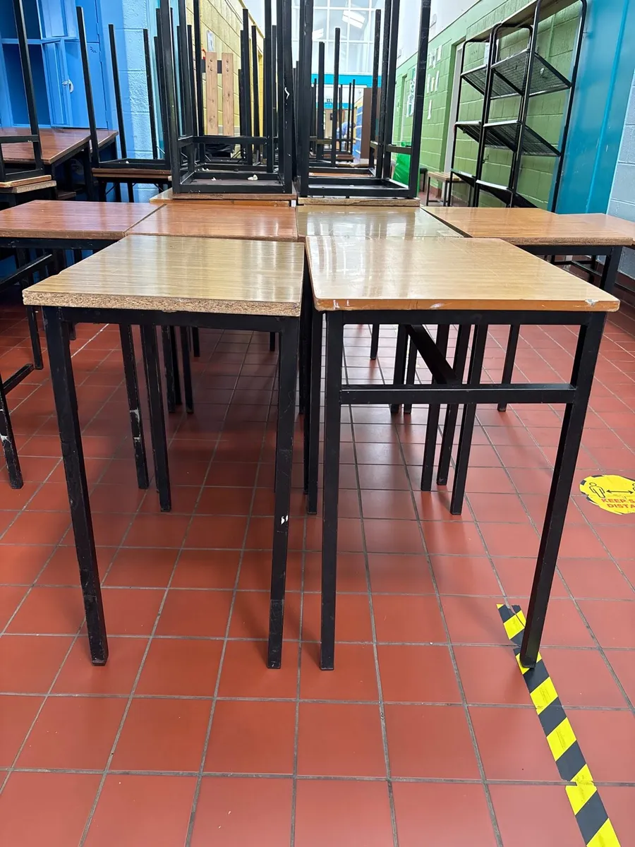 School desks - Image 3