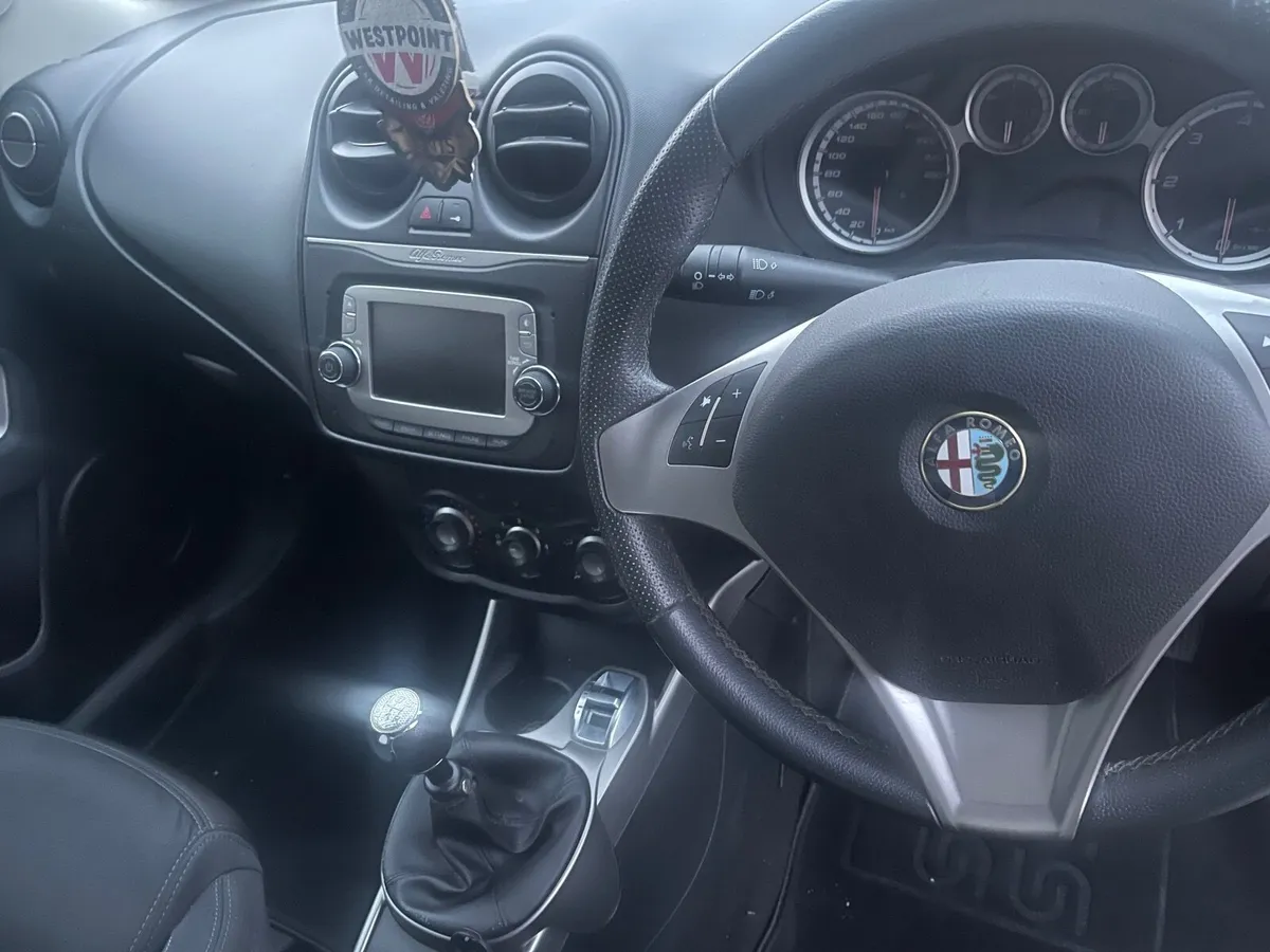 Alfa Romeo Mito 2017 - Image 1
