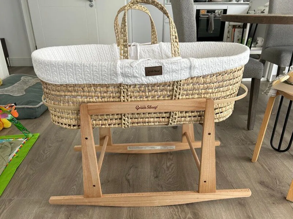 moses basket - Image 1