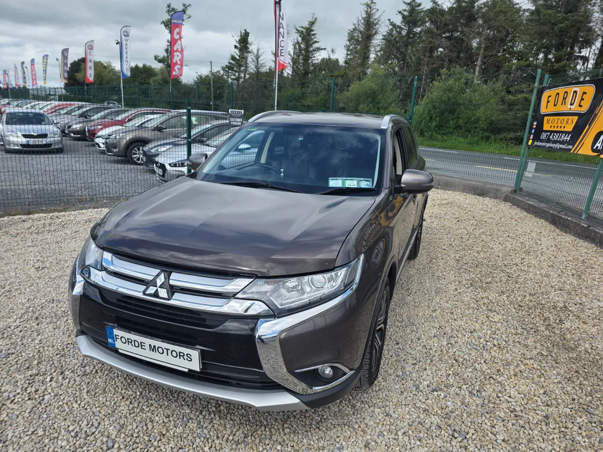 Mitsubishi Outlander 2015 Automatic 7 Seater - Image 2