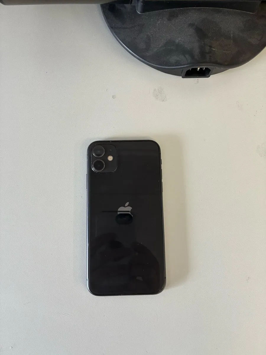 Apple IPhone 11 - Image 3