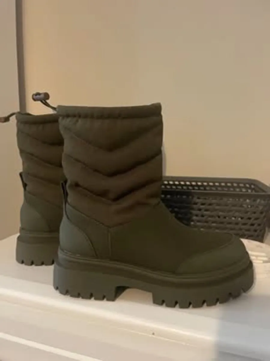 Khaki Winter Boots UK4 EU37 US6.5 - Image 3