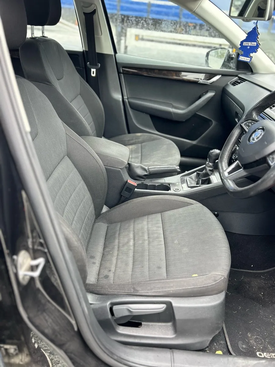 2016 Skoda Octavia 1.6 diesel - Image 3