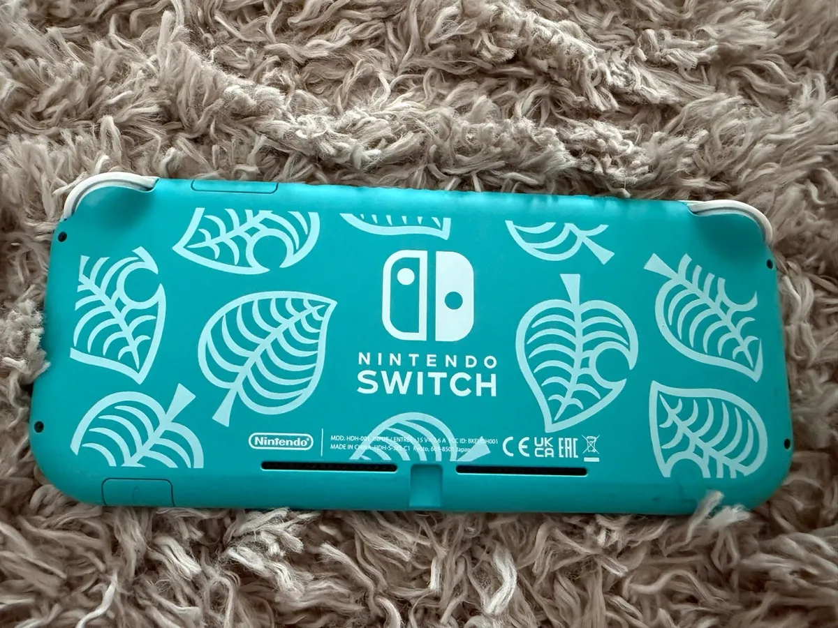 Nintendo Switch Lite without games - Image 2