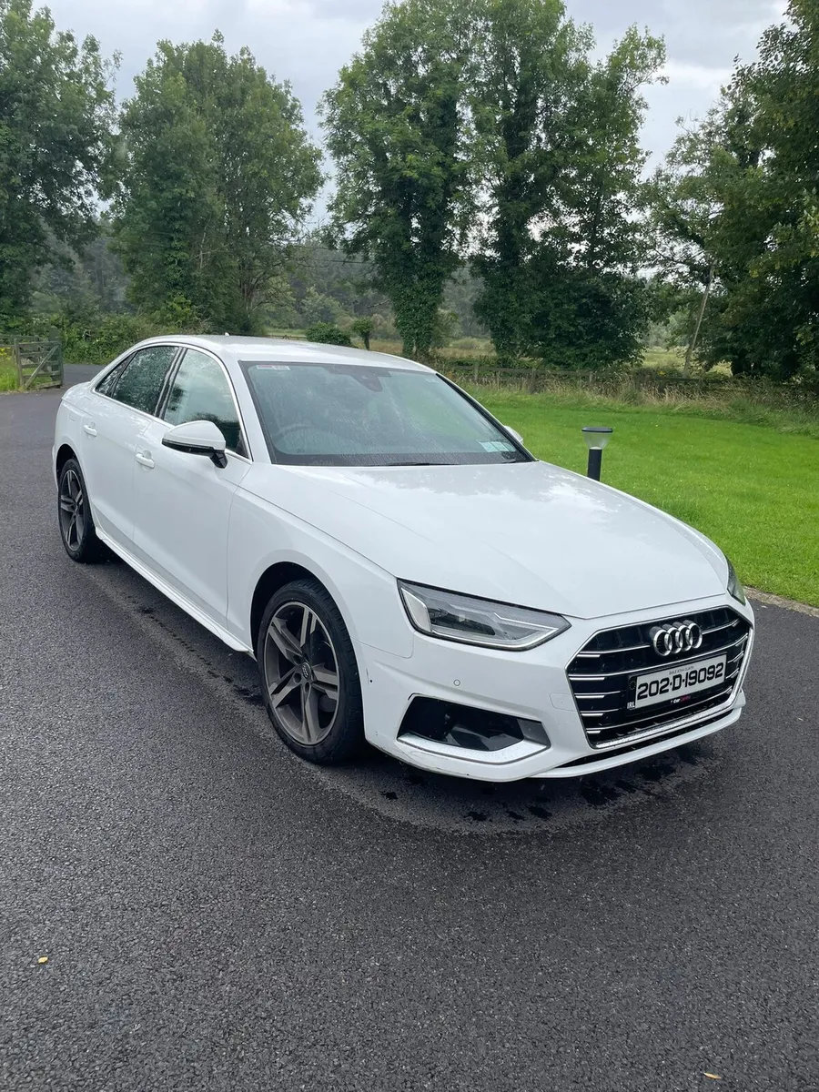 Audi A4 30 TDI 136HP S Tronic SE - Image 2