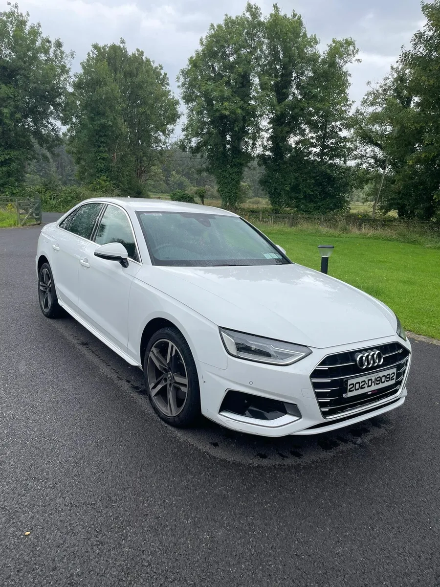 Audi A4 30 TDI 136HP S Tronic SE - Image 3
