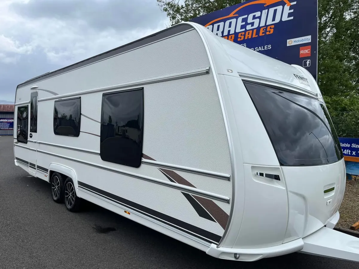 2021 FENDT 700 PALACE 5/6 BERRH LUX CARAVAN - Image 1