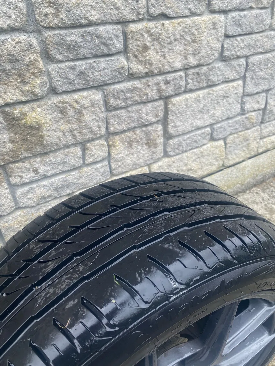 17” JR30 5X112 in Hyper Grey with tyres - Image 4