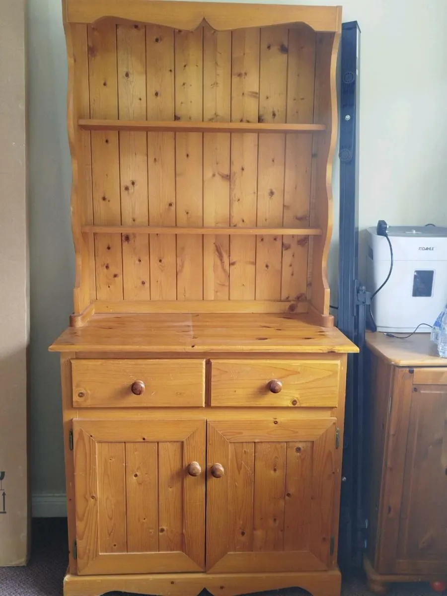 Kitchen dresser - Image 1