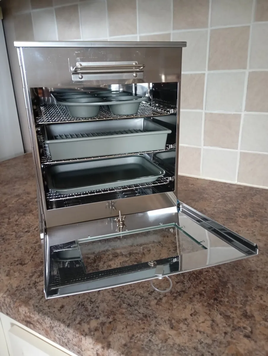 Portable Camping Oven and Accessories (New) - Image 2