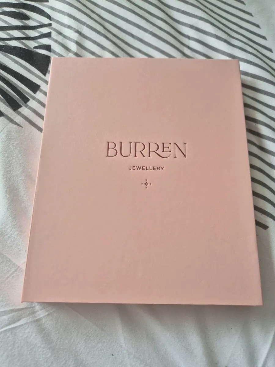 Burren Jewellery Syra Snake Chain - Image 1
