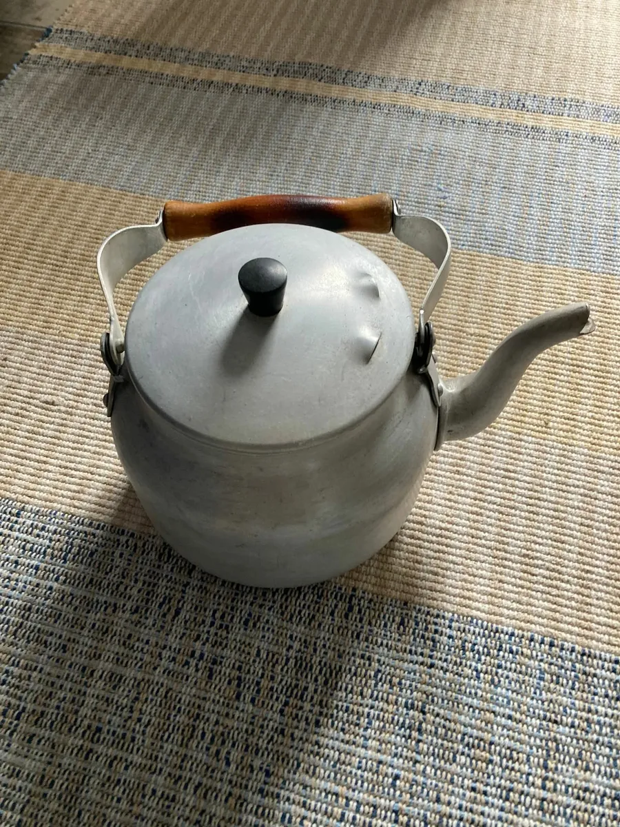 Vintage kettle aluminium - Image 1