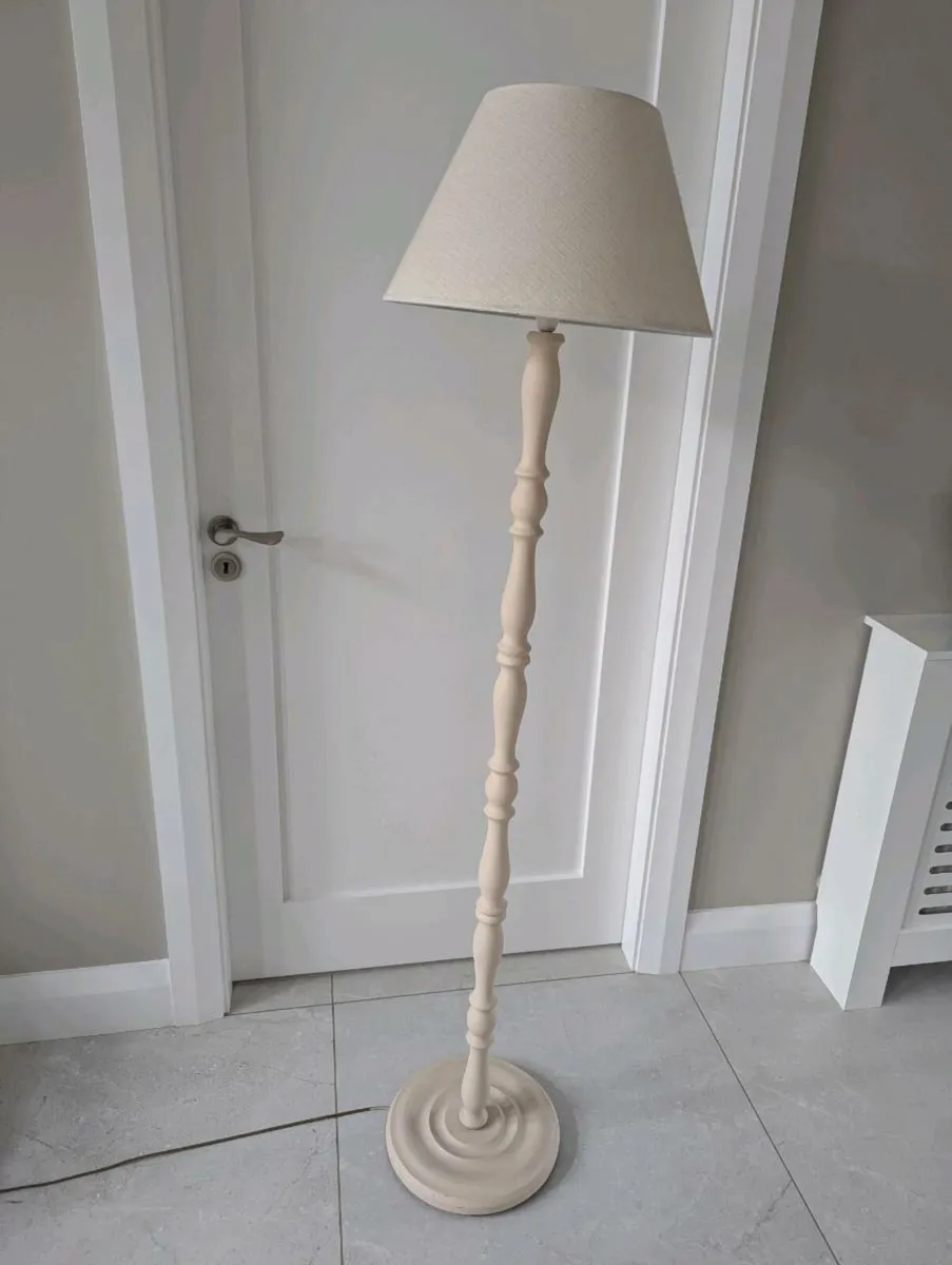 Standing lamp