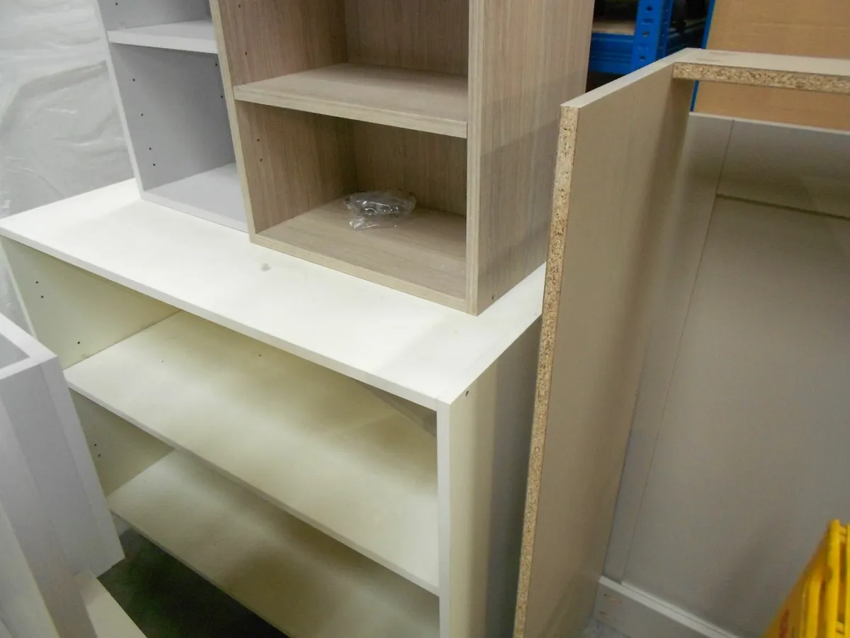 KITCHEN UNITS - Image 1