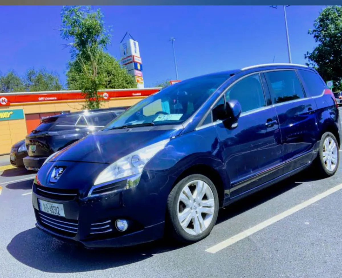 Peugeot 5008 1.6 NCT 10/2026 112 HP 2011 MPV 5DR - Image 1