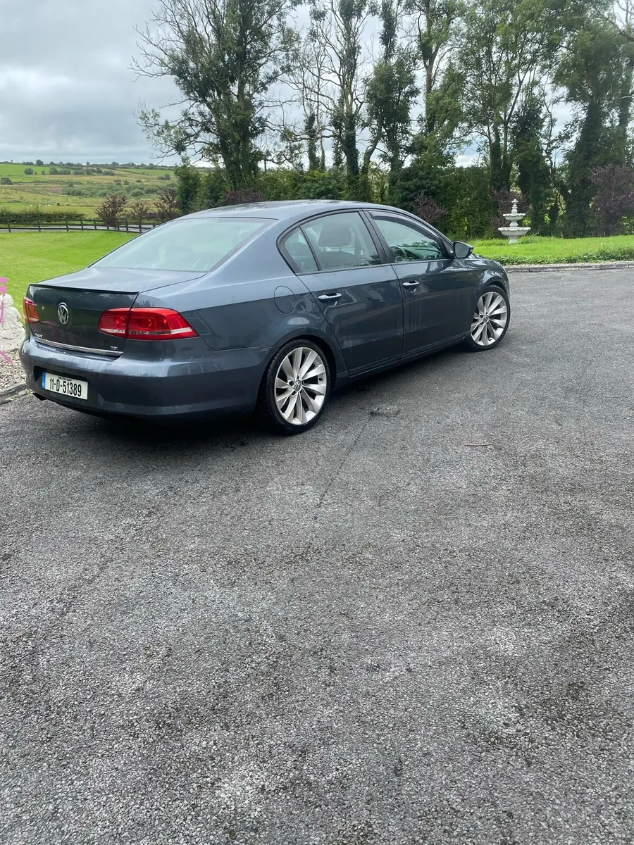 Volkswagen Passat 1.6 - Image 2
