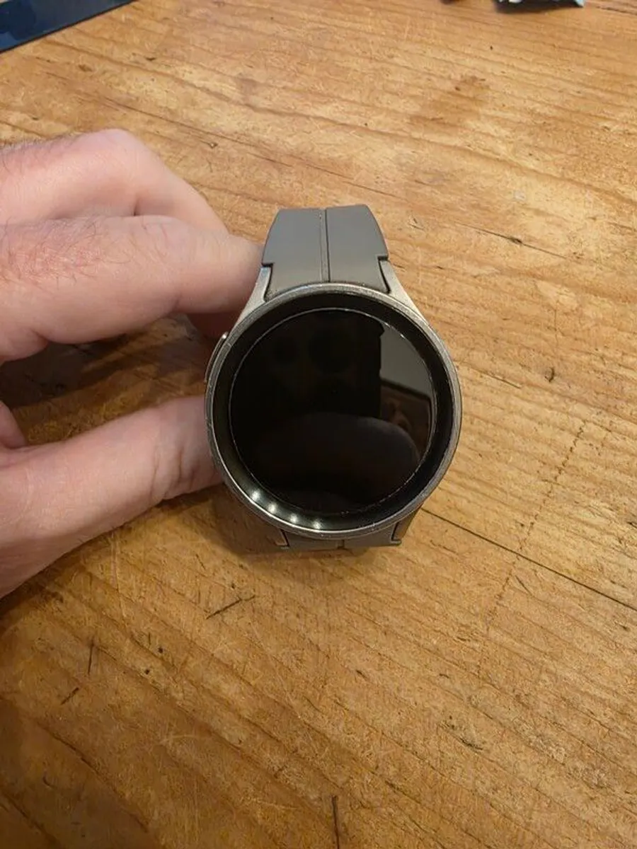 Galaxy Watch Pro 5 - Image 3