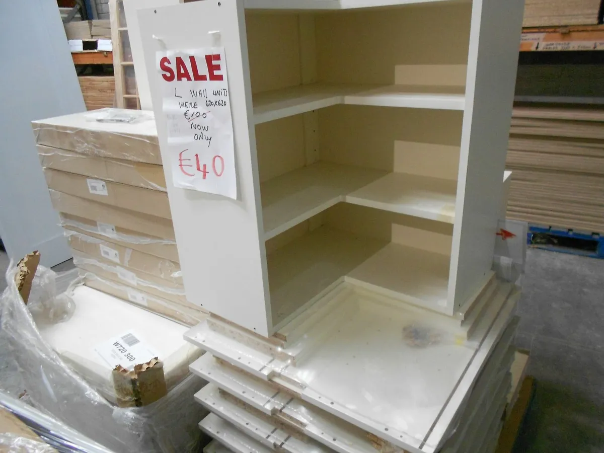 KITCHEN UNITS - Image 2