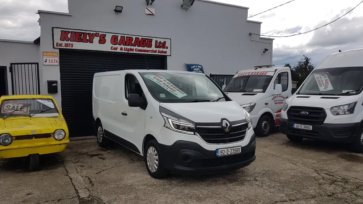 Renault Trafic 192D 55KM NEW MODEL 2.0LT VAT INVOI - Image 1
