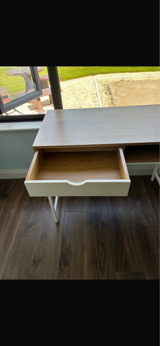 Desk - Image 2