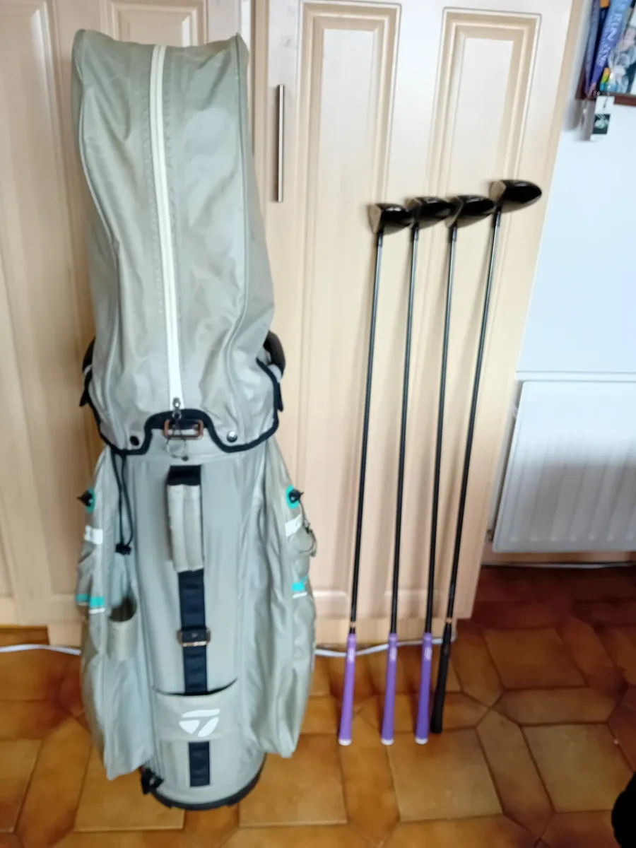 Golf bag and clubs - Image 3