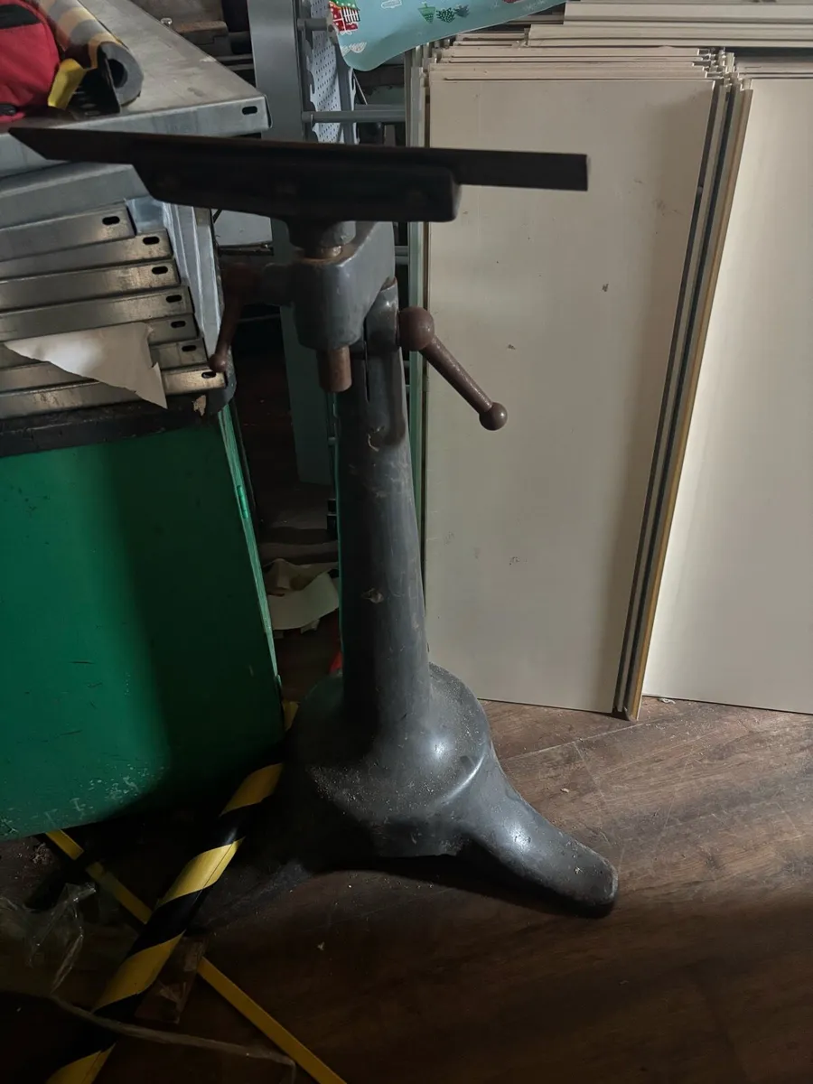 Wadkins woodworking lathe - Image 4