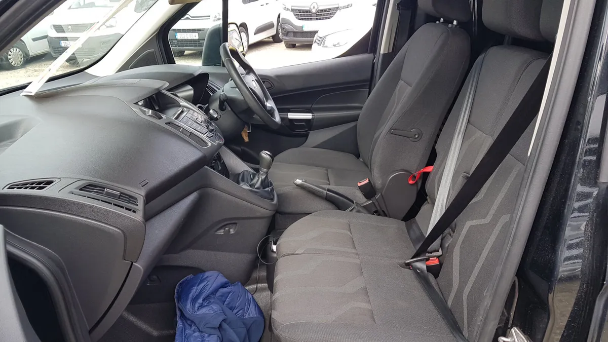 Ford Transit CONNECT TREND 100BHP LWB VAT INVOICE - Image 4